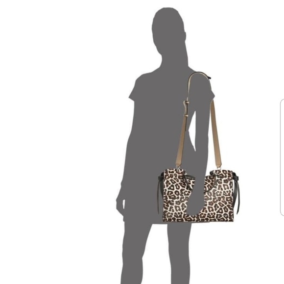 🆕️Calvin Klein leopard print satchel - Picture 3 of 8